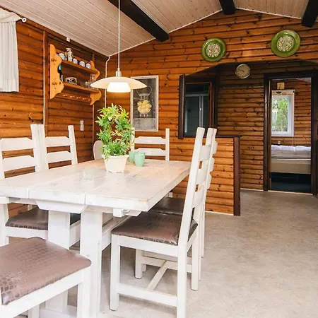 6 Person In * Blåvand